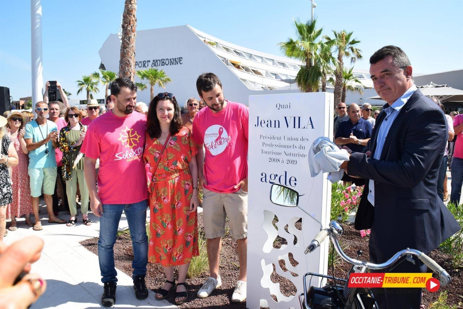 Cap d'Agde - CAP d'AGDE - Jean VILA, le pére des Solex'Cap a donné son nom au Quai d'honneur du Village naturiste