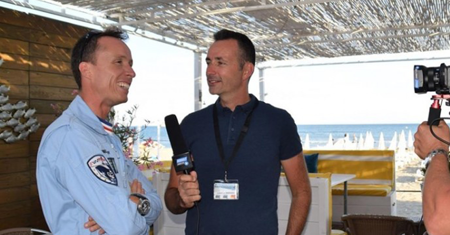 Cap d'Agde - REPORTAGE : Rencontre avec un pilote de Voltige de l'Armée de l'Air.