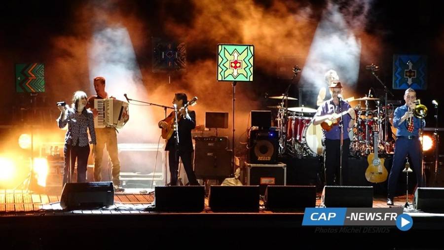 Agde - La foule était au rendez vous pour cette super soirée ,ambiance... Avec les Négresses vertes .
