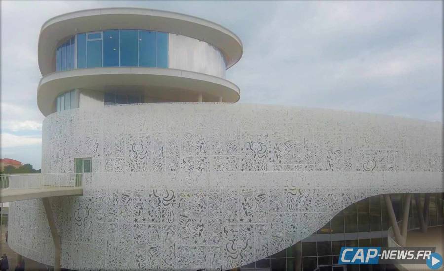 Hérault - Le Palais des Congrès du Cap d'Agde