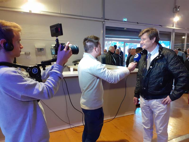 Agde - Lors du meeting de Sébastien Pacull à Séte, Jean Louis Cousin, tête de liste du Rassemblement Agathois est interviewé par TV Libertés