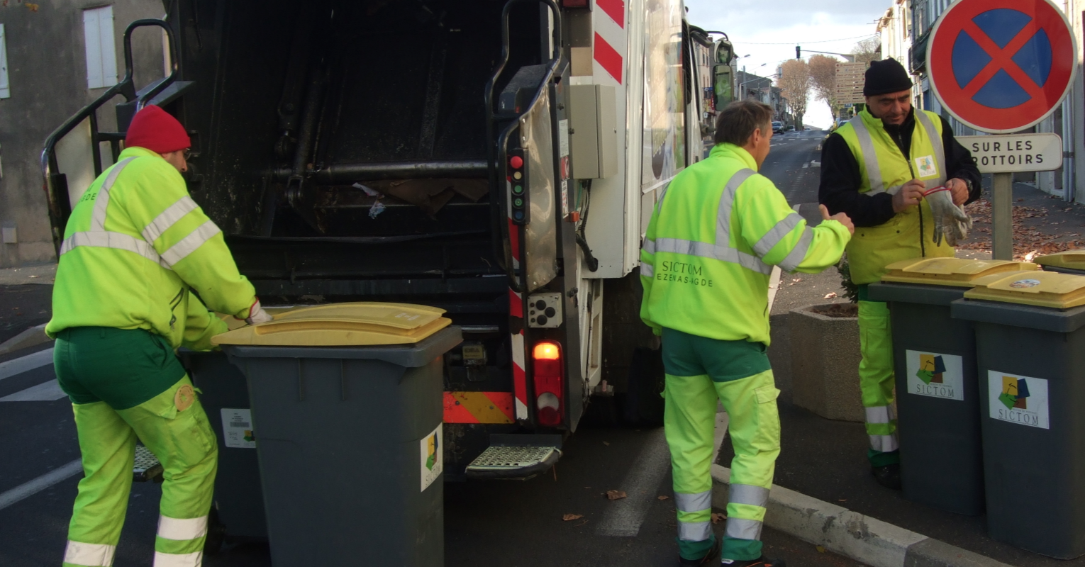 Agde - SICTOM / Modification et maintien collecte des déchets AGDE