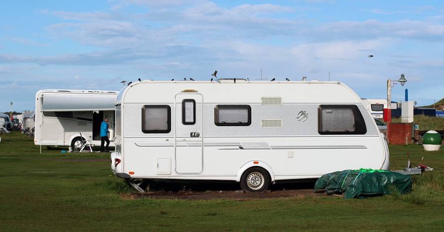 Hérault - Villeneuve-lès-Béziers - Report des fermetures des campings ? Qui assume la responsabilité ?
