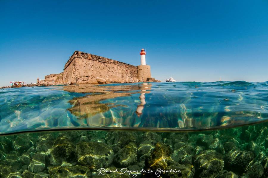 Hérault - Cap d'Agde - L'île de Brescou : seule île de la région !