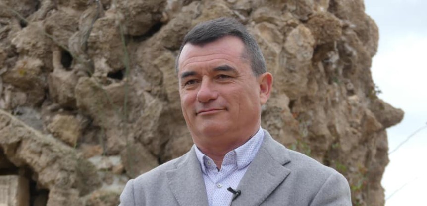 Agde - Municipales - Gilles d'Ettore réélu maire d'Agde !
