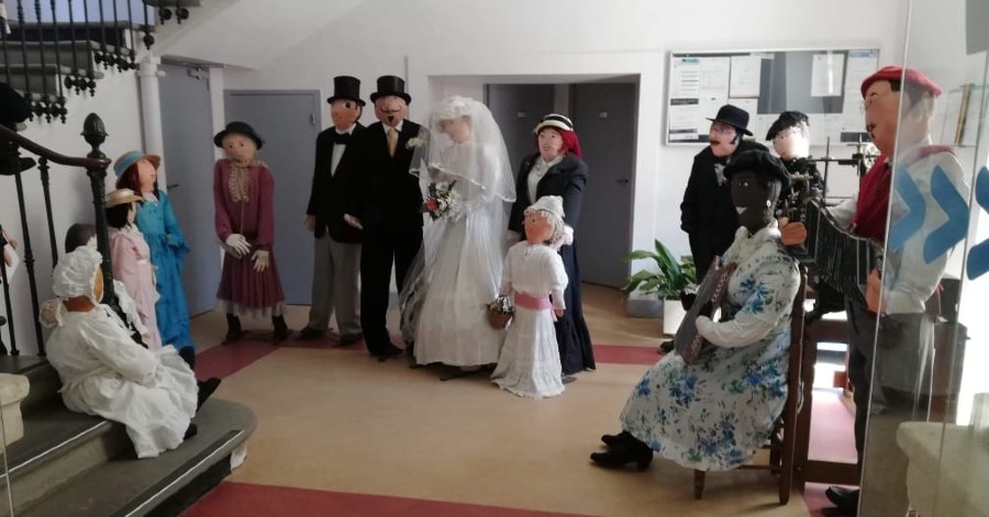 Hérault - Murviel Les Béziers - Les célèbres Petetas sont mis en place dans la commune !