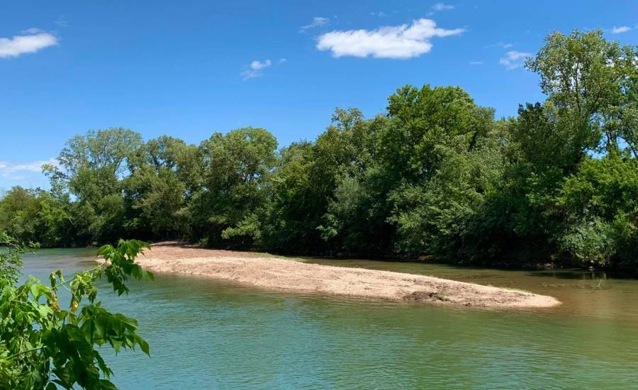 Hérault - Les travaux d'entretien du Fleuve Hérault se poursuivent