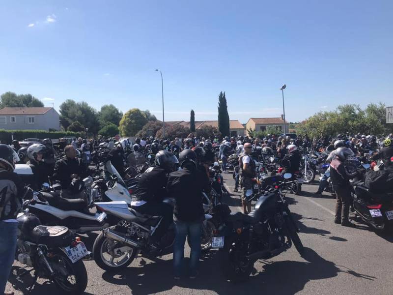 Pézenas - Rassemblement de motards en hommage à Melanie Lemee !