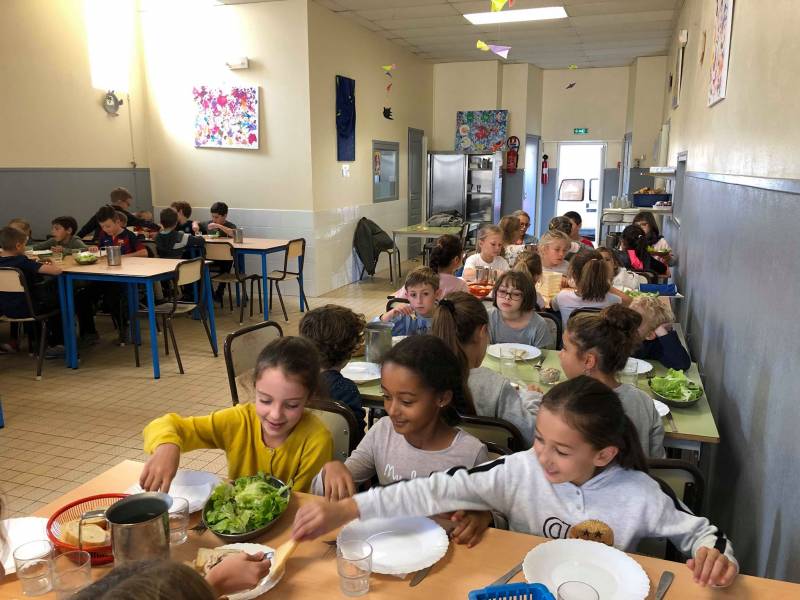 Bessan - A la veille de la rentrée scolaire, zoom sur la qualité des repas servis à Bessan par le Ccas
