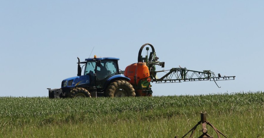 Bessan - Une charte des riverains dans l'utilisation des pesticides agricoles
