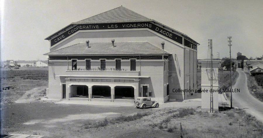 Agde - 1936 construction de la Cave Coopérative d'Agde !