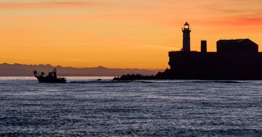 Cap d'Agde - Un soir d'automne en mer... Au large du Cap d'Agde ! Par Renaud Dupuy de la Grandrive