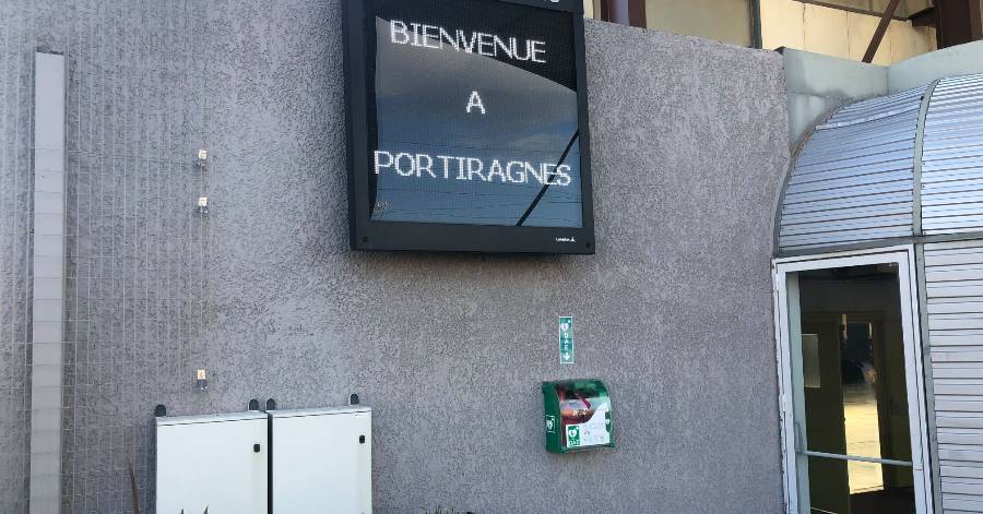 Portiragnes - La commune s'équipe de Défibrillateurs Automatisés Externes (DAE).