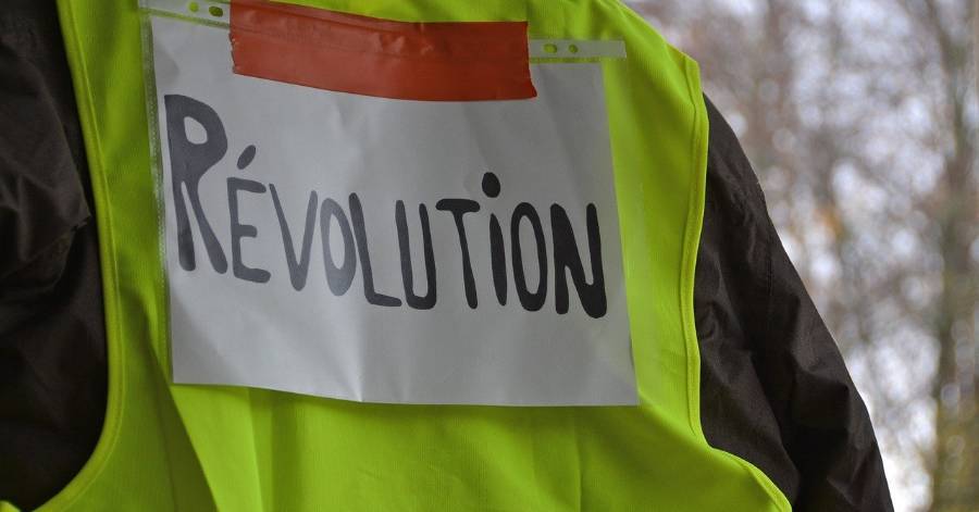 Hérault - Un rappel à la loi pour Sabine l'enseignante Gilet Jaune !