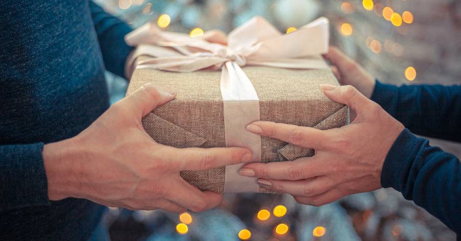 Pézenas - Information pour le Noël des séniors !