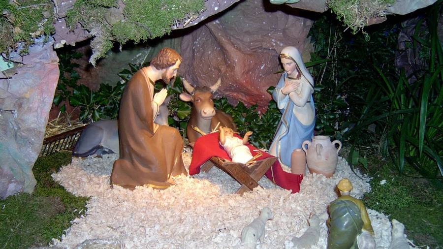 Bessan - Messe et veillée de Noël avec la paroisse en l'église Saint-Pierre de Bessan