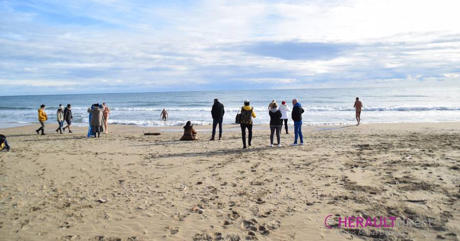 Cap d'Agde - Le dernier bain de l'année a bien eu lieu !