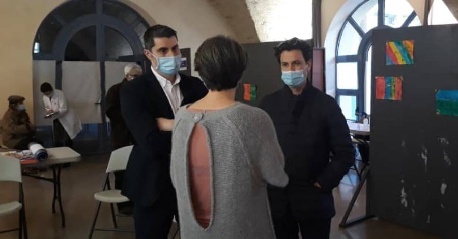 Pézenas - Le centre de vaccination COVID-19 de Pézenas a ouvert ses portes.