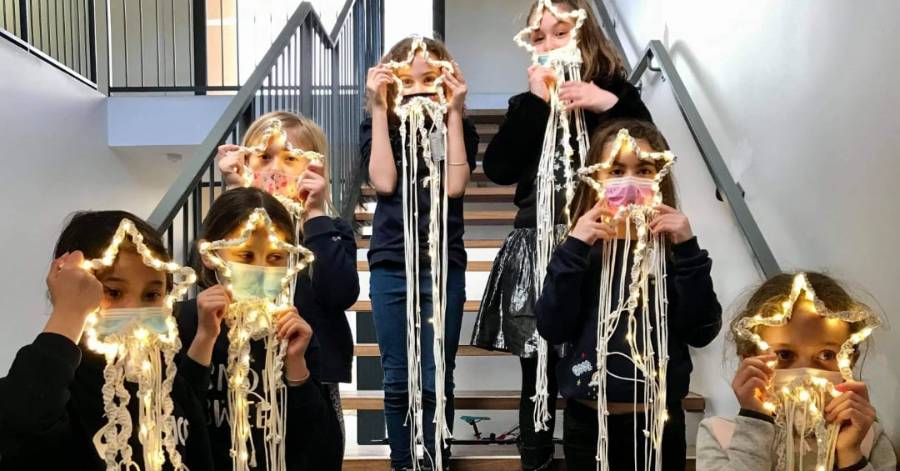 Portiragnes - Les enfants de l'atelier Pass Créa'mode ont fabriqué leurs veilleuses étoiles filantes en macramé.