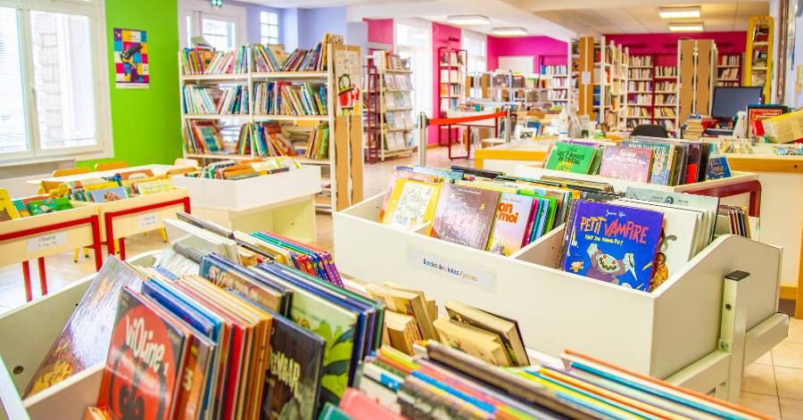 Vias - La bibliothèque est accessible gratuitement à l'ensemble des Viassois(e)s
