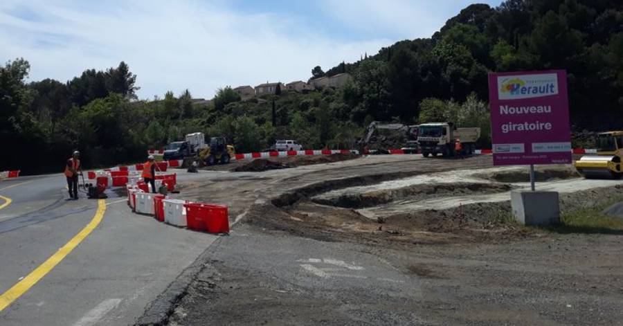 Pézenas - Un nouveau giratoire entre la route de Roujan et la route de Caux !