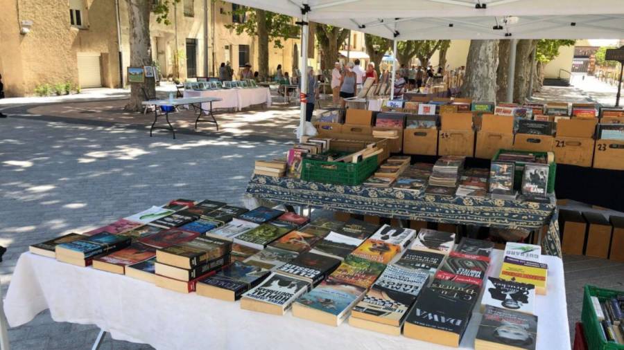 Bessan - Des marchés aux livres originaux en continuité du marché dominical