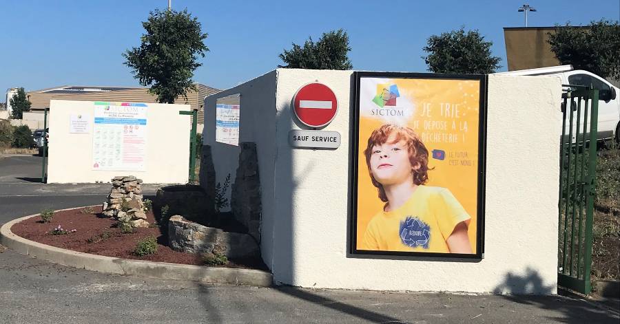 Agde - L'entrée de la déchèterie de la Prunette à Agde embellie !