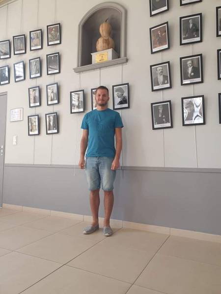 Bessan - La salle des portraits Paul Salvy est ouverte à tous les artistes locaux