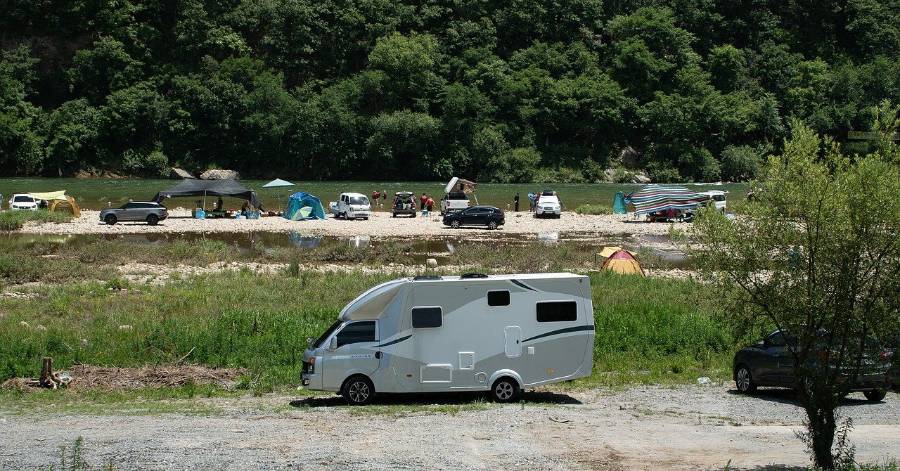 Hérault - Connaissez-vous les différences entre bivouac et camping sauvage ?