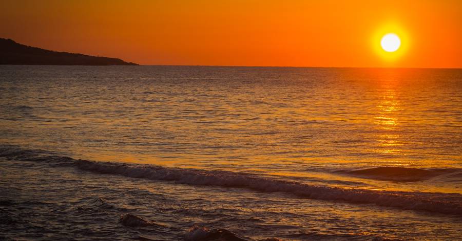 Hérault - Interdiction des rassemblements nocturnes de plus de 10 personnes sur les plages
