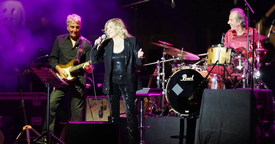 Agde - Nicoletta a enchanté le public grâce à sa voix blues à Agde !