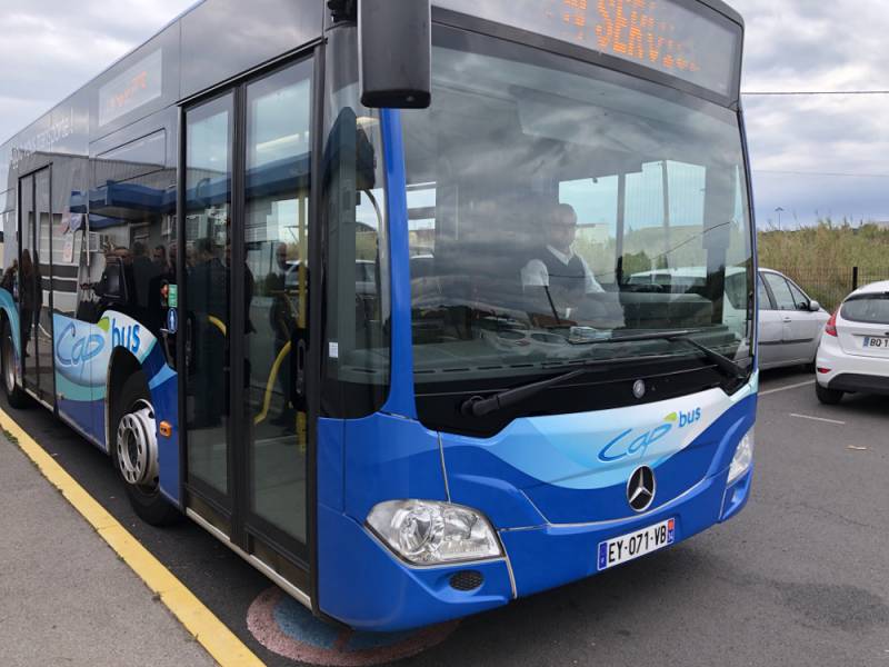 Bessan - Nouvel arrêt de bus et fréquence des transports améliorée dans la localité