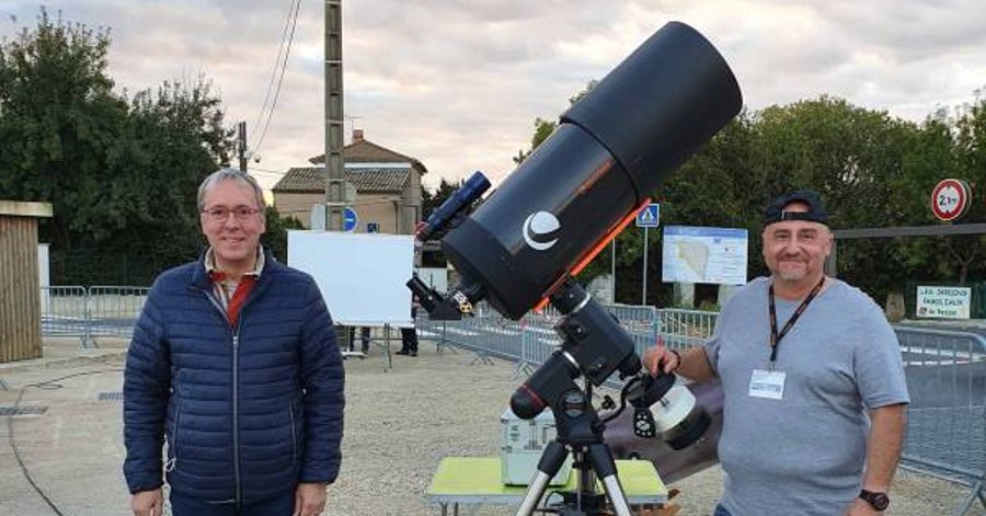 Bessan - Une invitation municipale réussie à lever la tête et à regarder le ciel et les étoiles