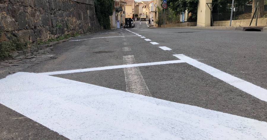 Portiragnes - Le marquage routier est en cours de réfection dans plusieurs rues de Portiragnes.