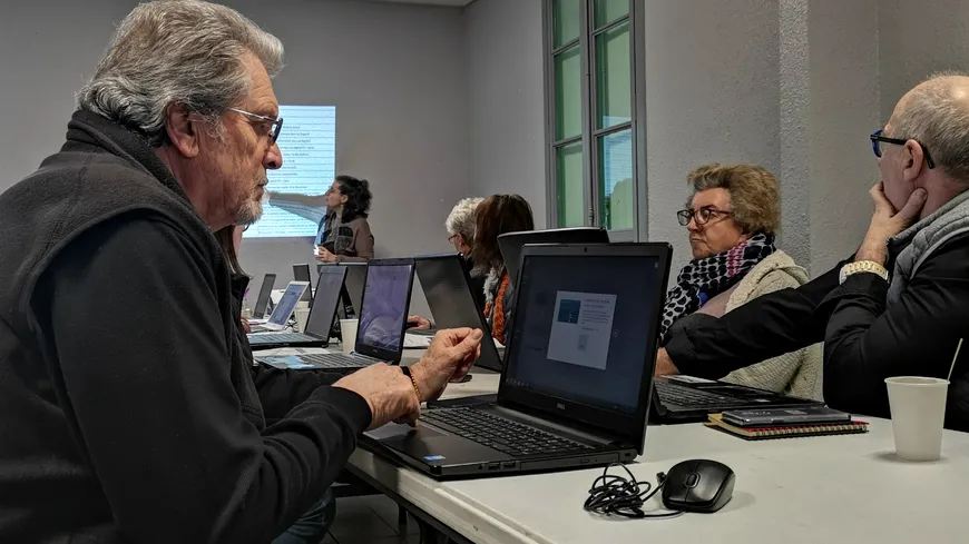 Bessan - Les seniors bessanais poursuivent leurs apprentissages des nouvelles technologies