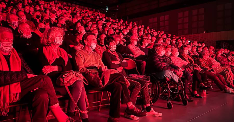 Vias - Vif succès pour San Antonio au Théâtre de l'Ardaillon à Vias