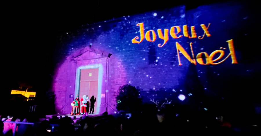 Vias - Vif succès pour le son et lumière de Noël à Vias !