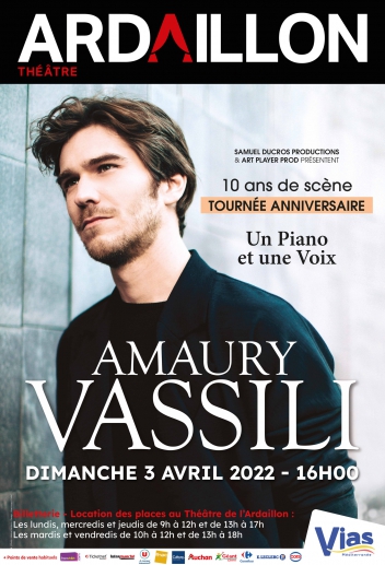 Vias - Amaury Vassili au Théâtre de l'Ardaillon de Vias