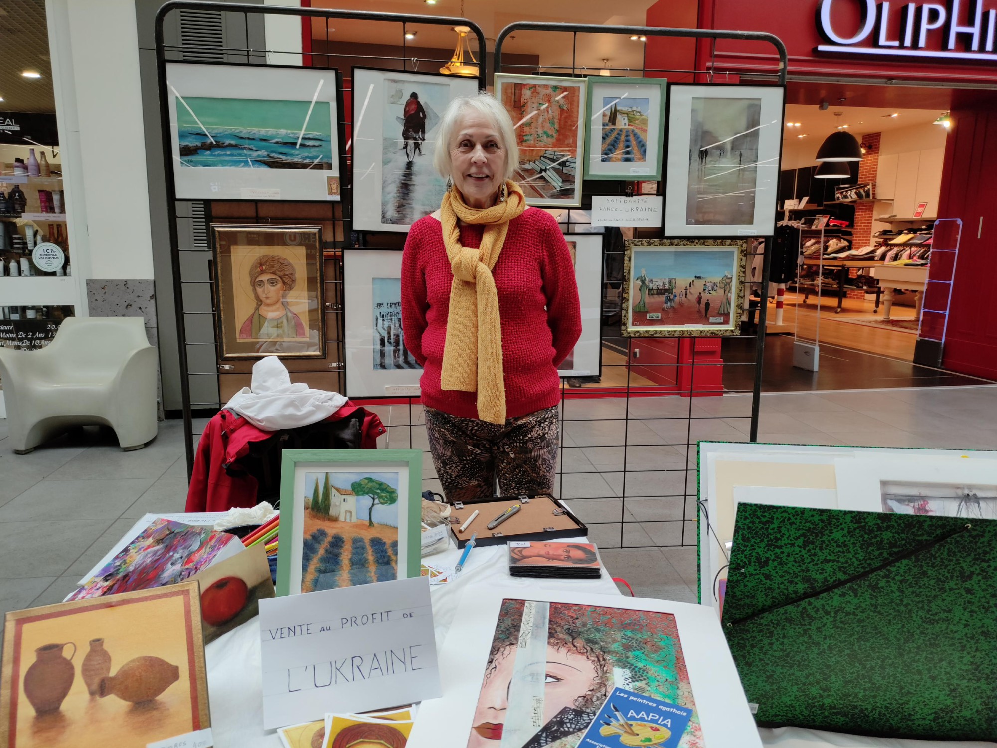 Agde - 12 artistes animent la galerie de l'Hyper U