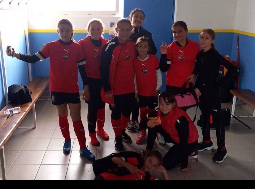 Football Agde - Les filles du RCO Agde en apprentissage à Jacou !