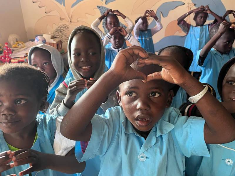 Bessan - Solidarité scolaire avec d'anciens manuels acheminés dans une école sénégalaise