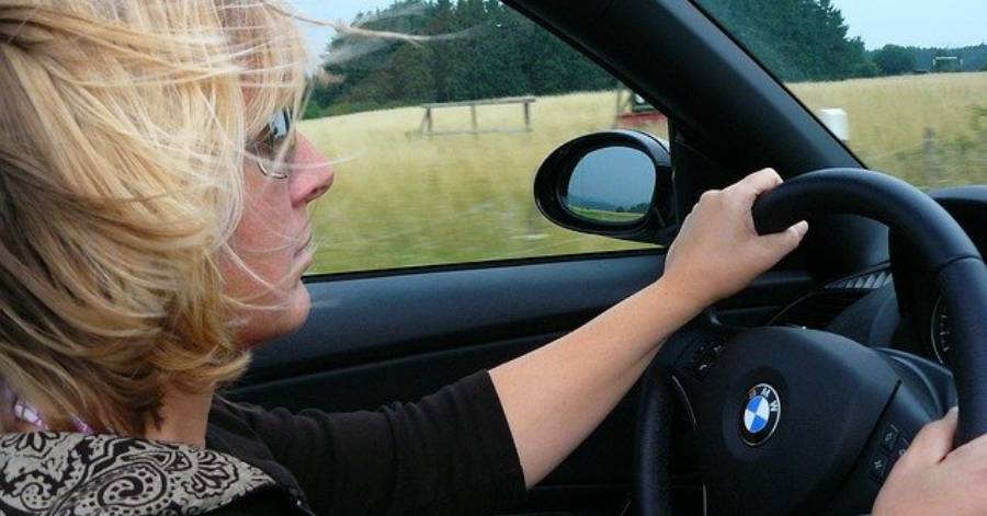 Hérault - Au volant à 20 ans : la conduite, un rite initiatique et citoyen