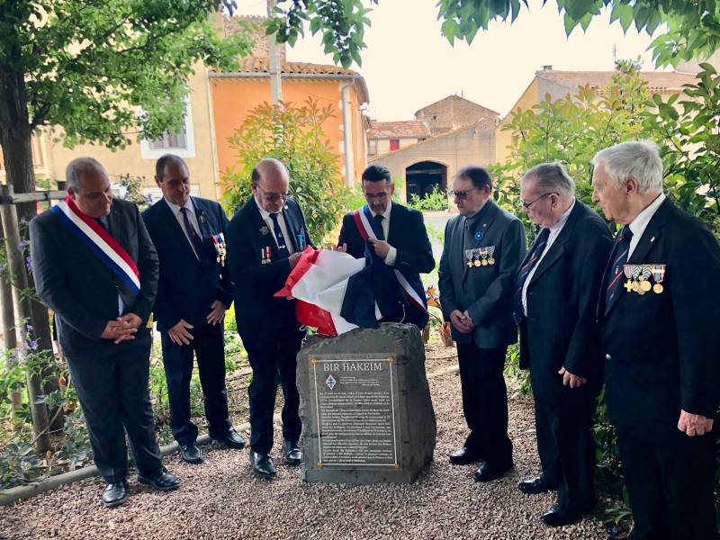 Bessan - Cérémonie, inauguration et médaille pour la commémoration du 8-Mai à Bessan
