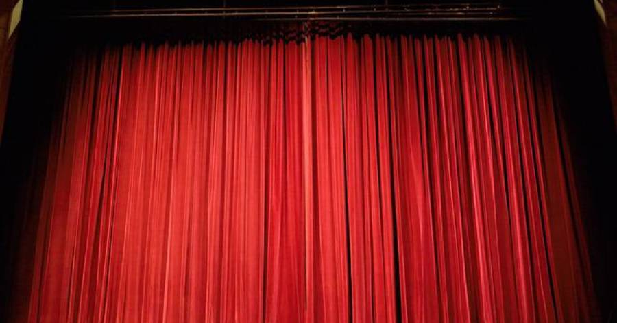 Pézenas - Le festival Molière, le théâtre dans tous ses éclats à Pézenas !