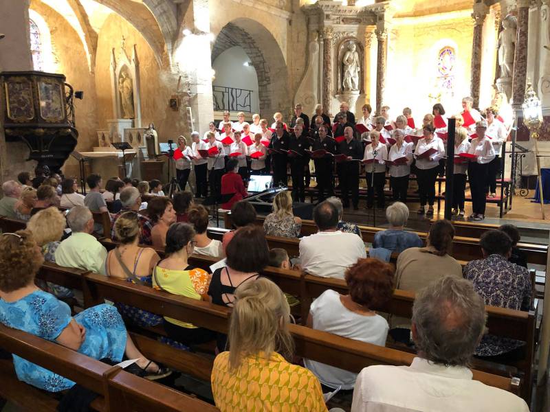 Bessan - La Tucarella et ses chorales amies ont enchanté l'église avec l'Ukraine au cœur