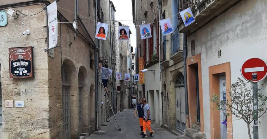 Pézenas - Les dessins des enfants sont installés en cœur de ville de Pézenas !