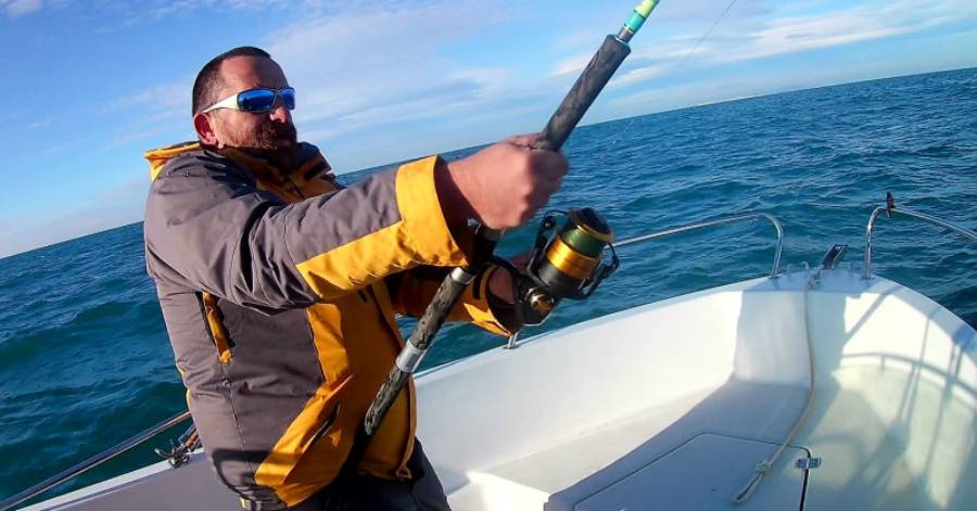 Marseillan - Obsession pêche vous propose des stages de pêche en mer !