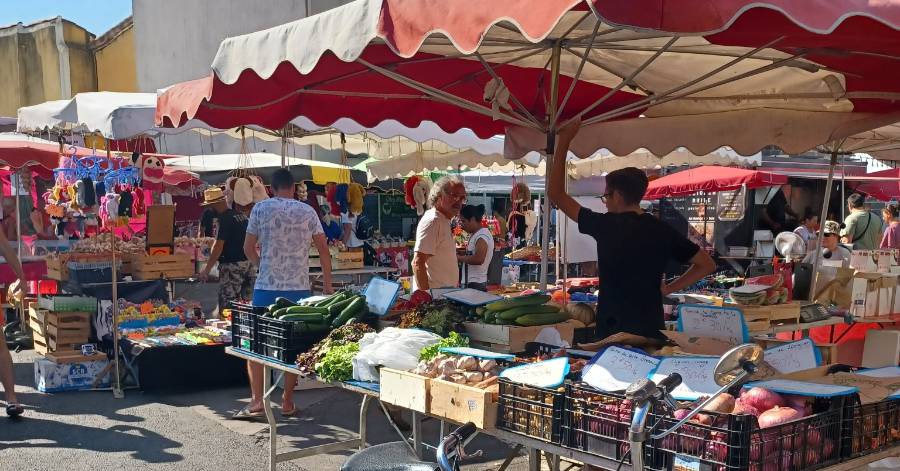 Vias - Les marchés traditionnels de Vias, c'est un rendez-vous  incontournable ! - Journal L'AGATHOIS Actualités Vias