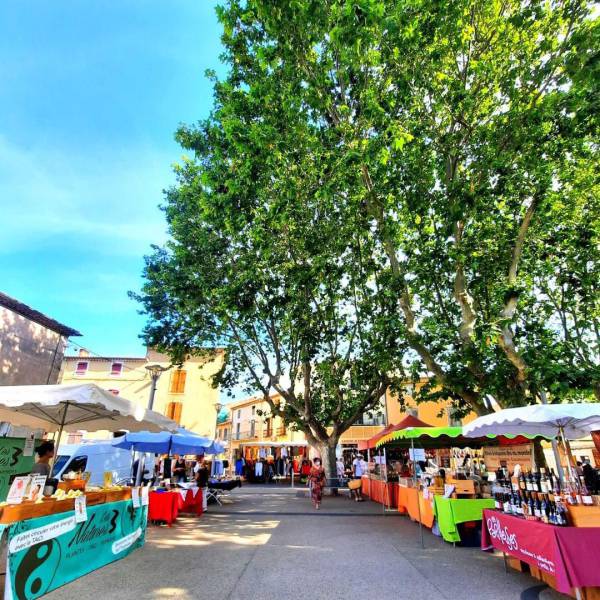 Bessan - Les mardis et dimanches, c'est marchés gagnants en centre-ville de Bessan