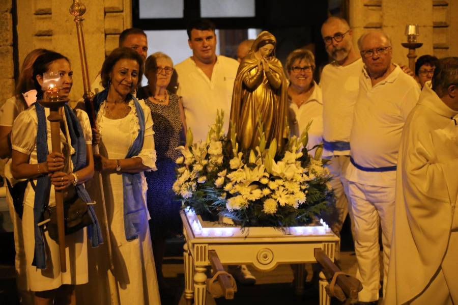 Bessan - Notre-Dame des Vignes honorée lors d'une procession fervente et populaire
